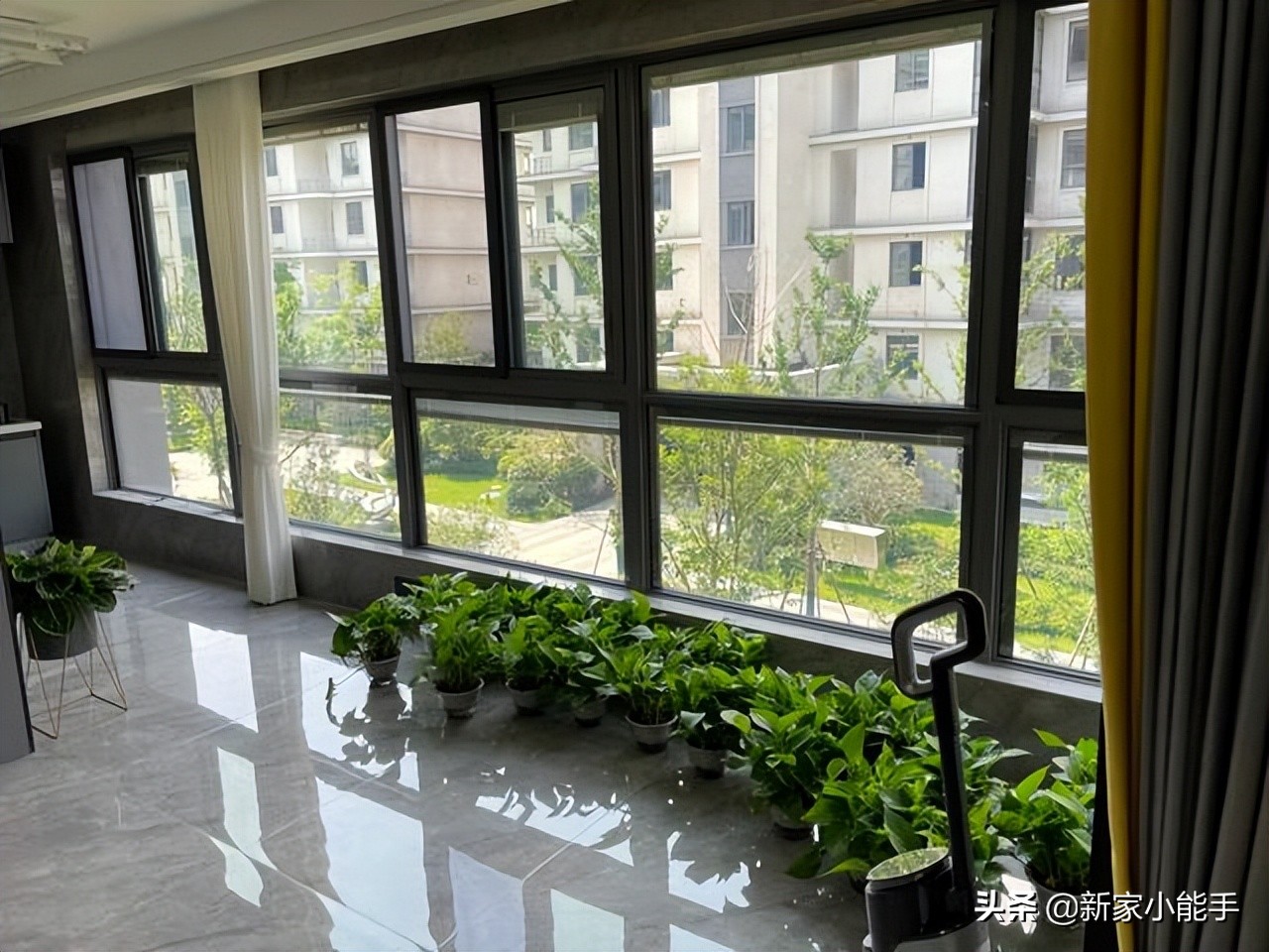终于乔迁入住新房，装修简单不豪华，不做电视墙，一家人都满意