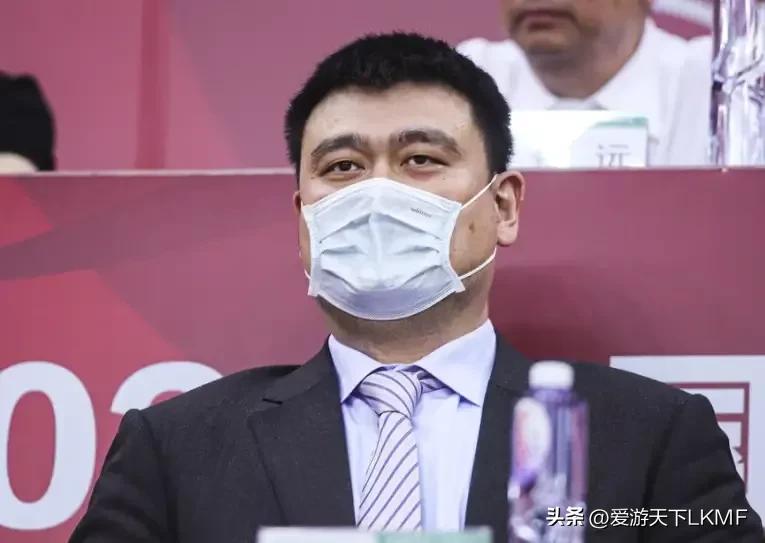 cba球员为什么那么差(自从杜峰执教以来，男篮一天不如一天，最主要的问题就是基本功差)