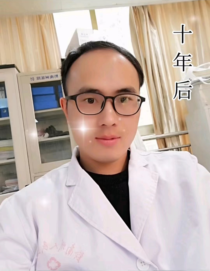 医学生晒自己大学时期，和从医十年的对比照，真的是越来越可靠了