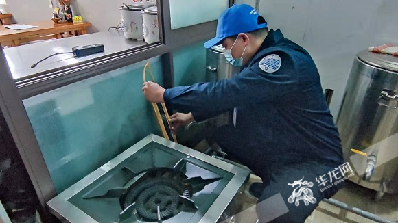 我为群众办实事 | 推动瓶装气改管道天然气 重庆燃气暖冬服务季活动开启