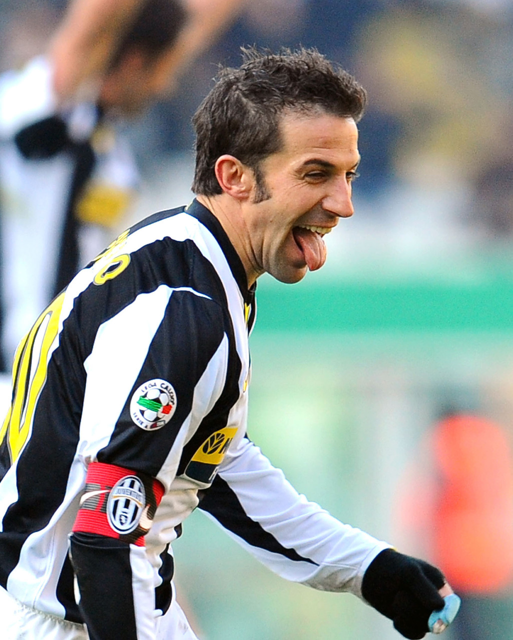 盘点足坛虎将代表（足坛里的虎虎生风：盘点足坛虎将代表，哪一代才是真正“王中王”）