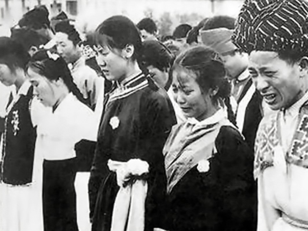 1976年毛主席逝世，毛岸青未能送葬，毛新宇：父亲一直很想念爷爷