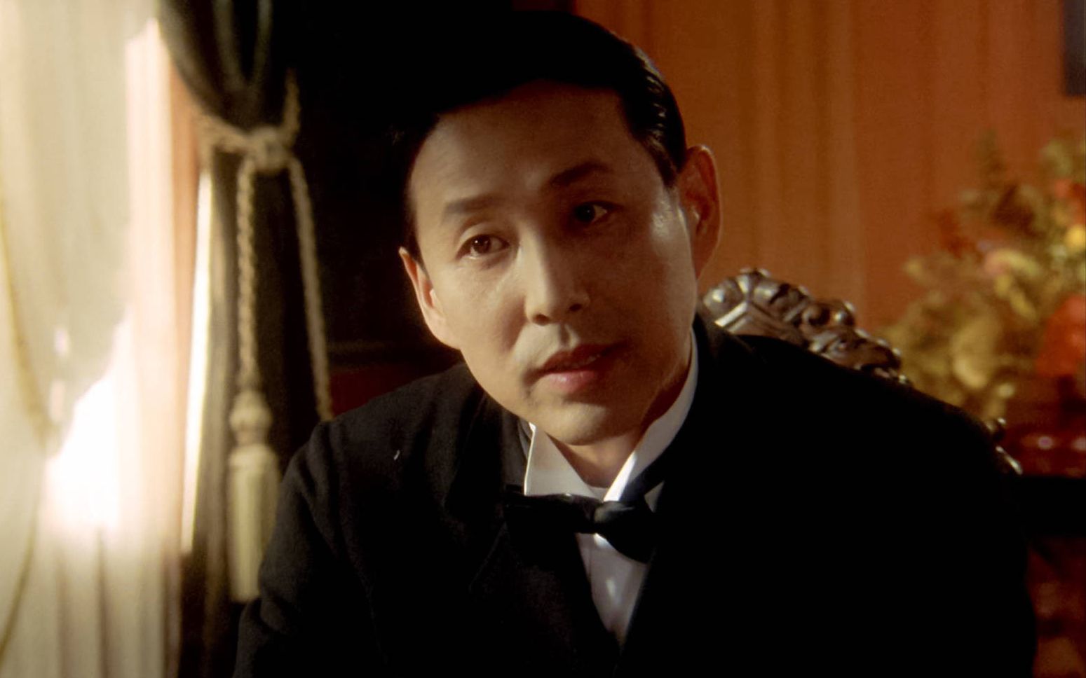 陈道明在很多作品里都拥有不俗表现,他是《我的1919》里浩气长存的