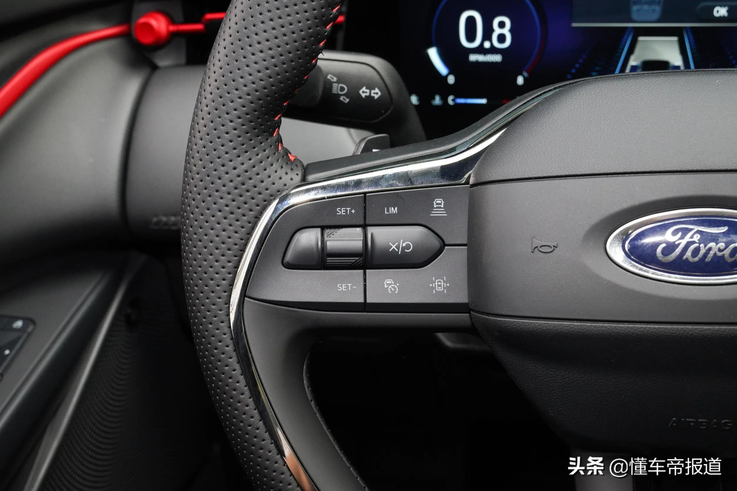 新车 | 挑战同级“销冠”有戏吗？新一代福特蒙迪欧对比丰田凯美瑞