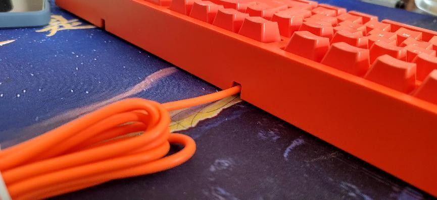 斗鱼DKW150兼顾游戏办公，一款能够根据自己需求自定义的黑轴键盘