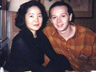 悲情邓丽君是否真的死于哮喘？邓丽君死原因真相