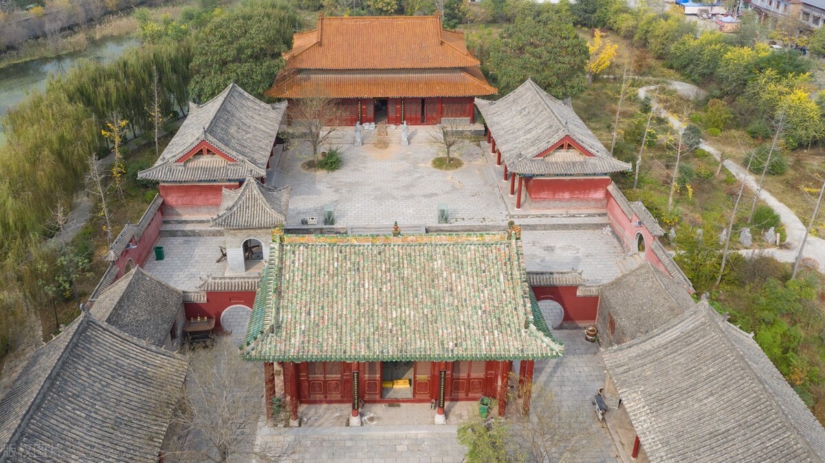 宋太祖的陵墓曾多次遭到劫掠,首先是靖康之难期间被金军洗劫,这次祸端