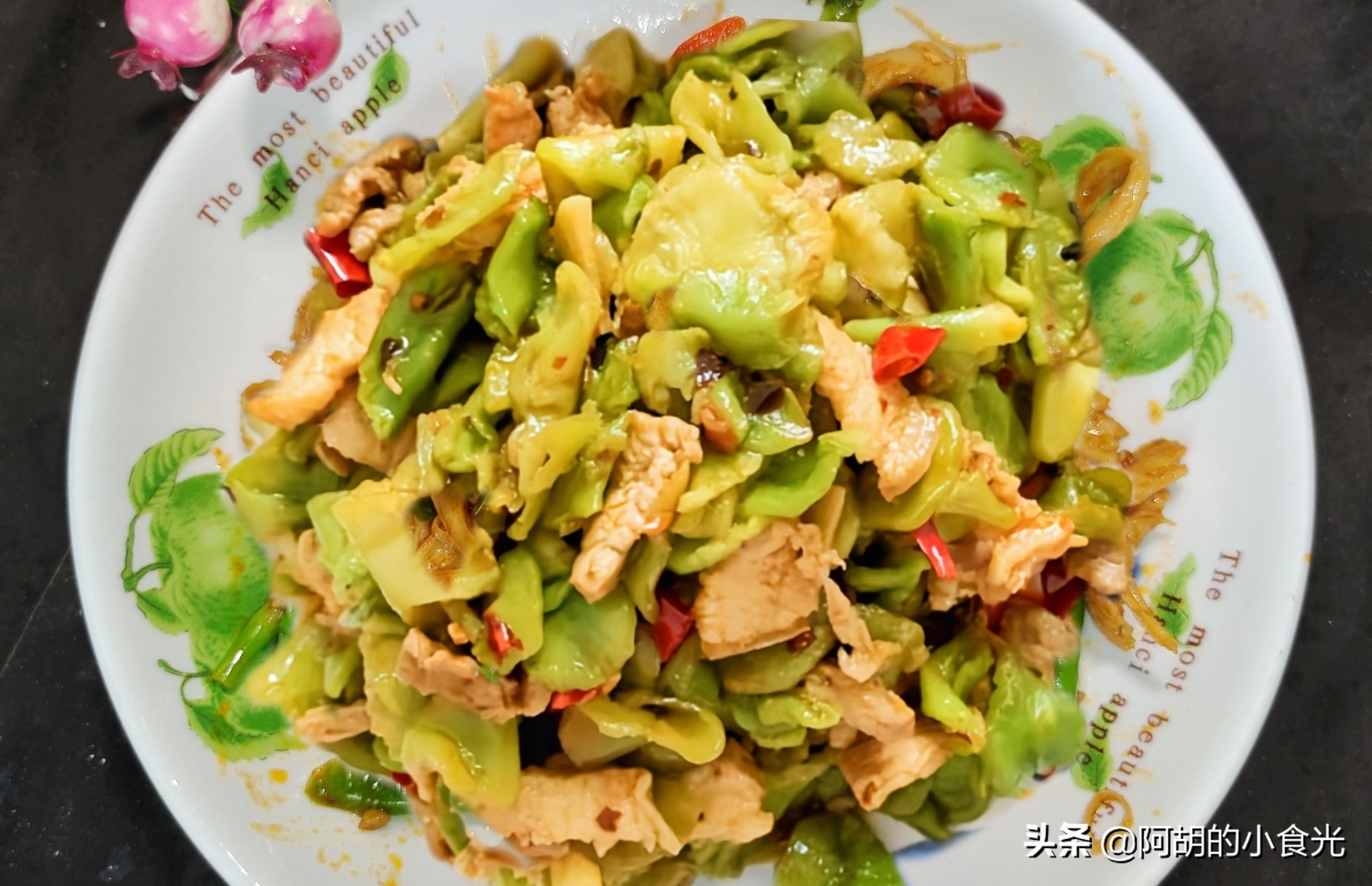 夏天，农村爱晒5种干菜，比鲜的好吃，一次备10斤，炒肉凉拌俱佳