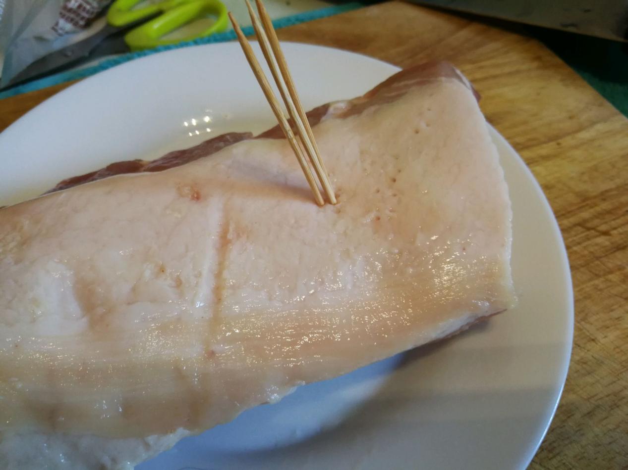 肋排的家常做法大全（焦香肉嫩的猪肋排做法简单）