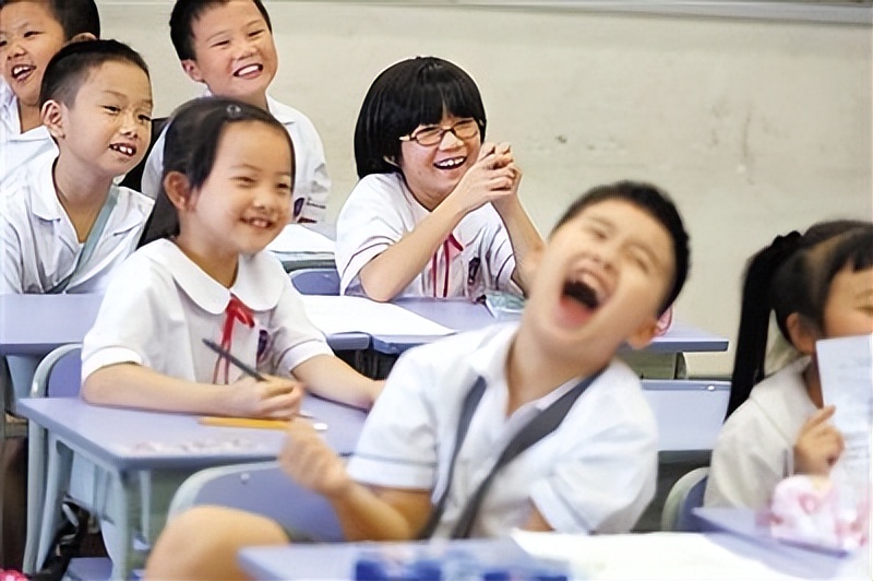 哪些人有权利看北京奥运会(为何体育频道人可看香港人不可看？央视全频道落地香港要加快)