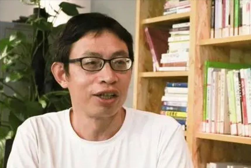 汶川地震中，北大才子“范跑跑”丢下学生逃跑，如今怎么样了？