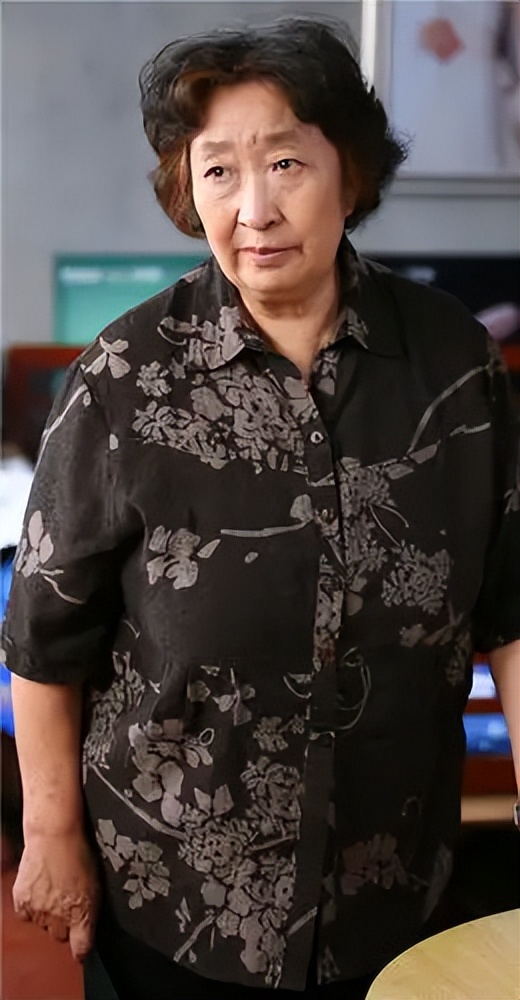 著名演员彭玉：丈夫去世6年后，两个女儿撮合她与亲姐夫再婚