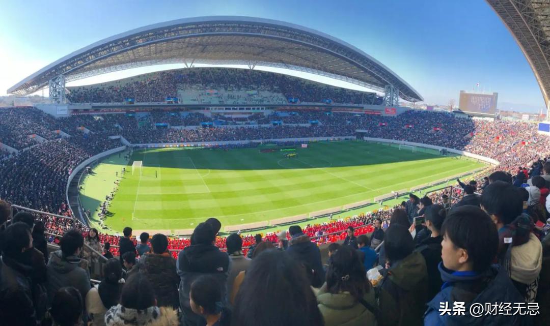 日本足球崛起的秘密，藏在这两次转型中
