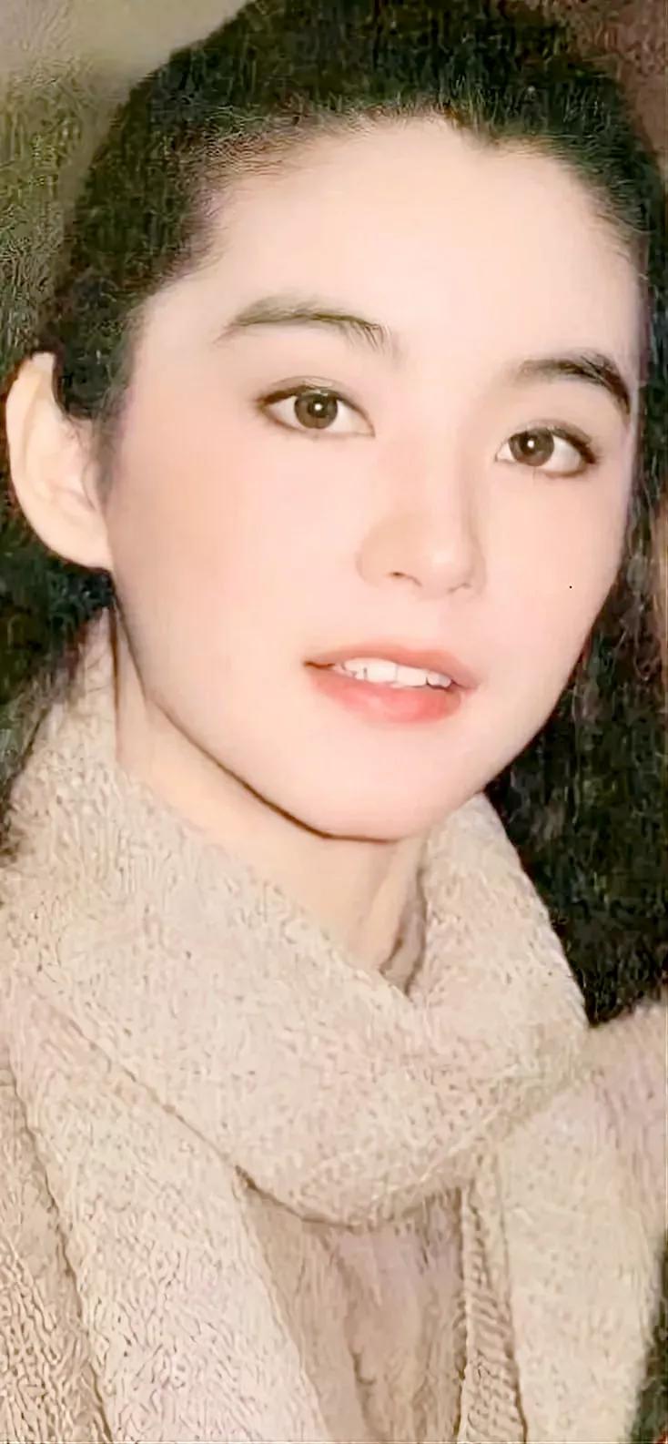 请欣赏20位女明星的唯美高清美图