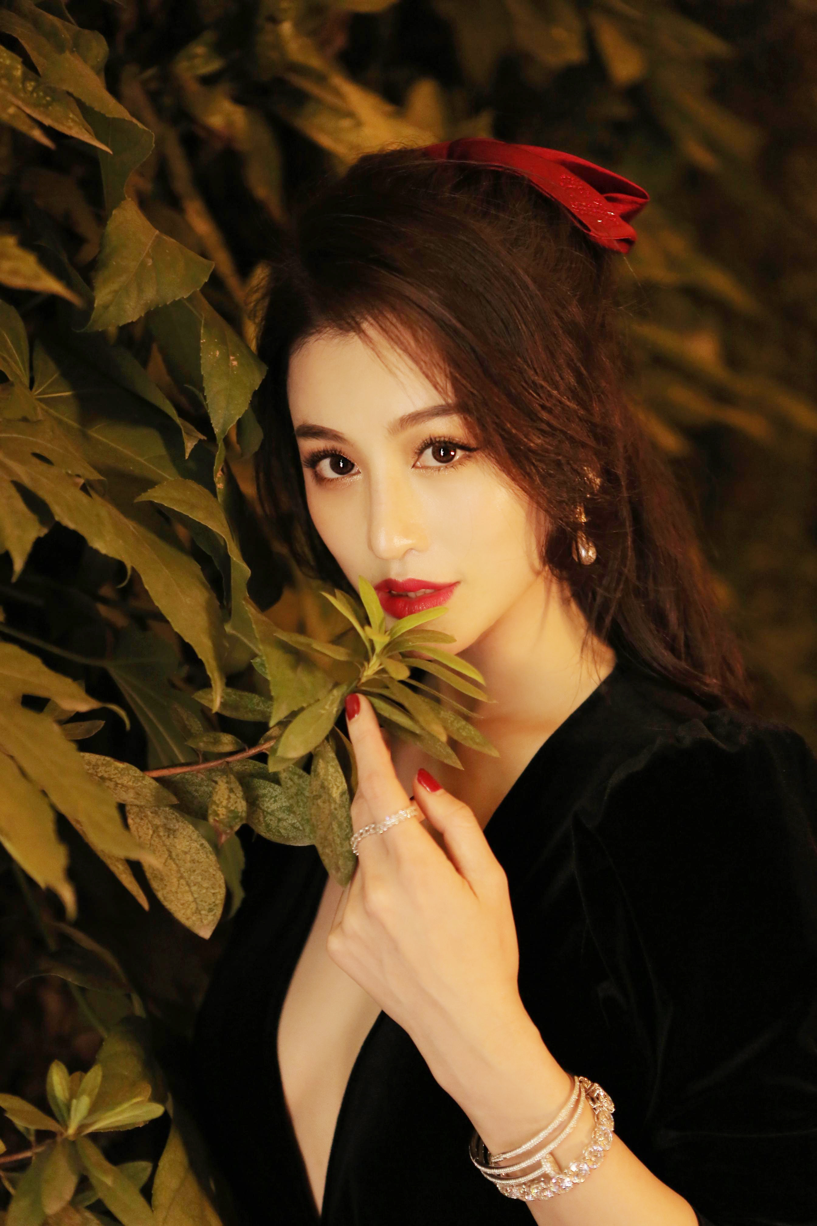 刘翔前妻(刘翔前妻葛天,婚姻未满一年,前夫迎娶初恋,而她却依旧孑然一