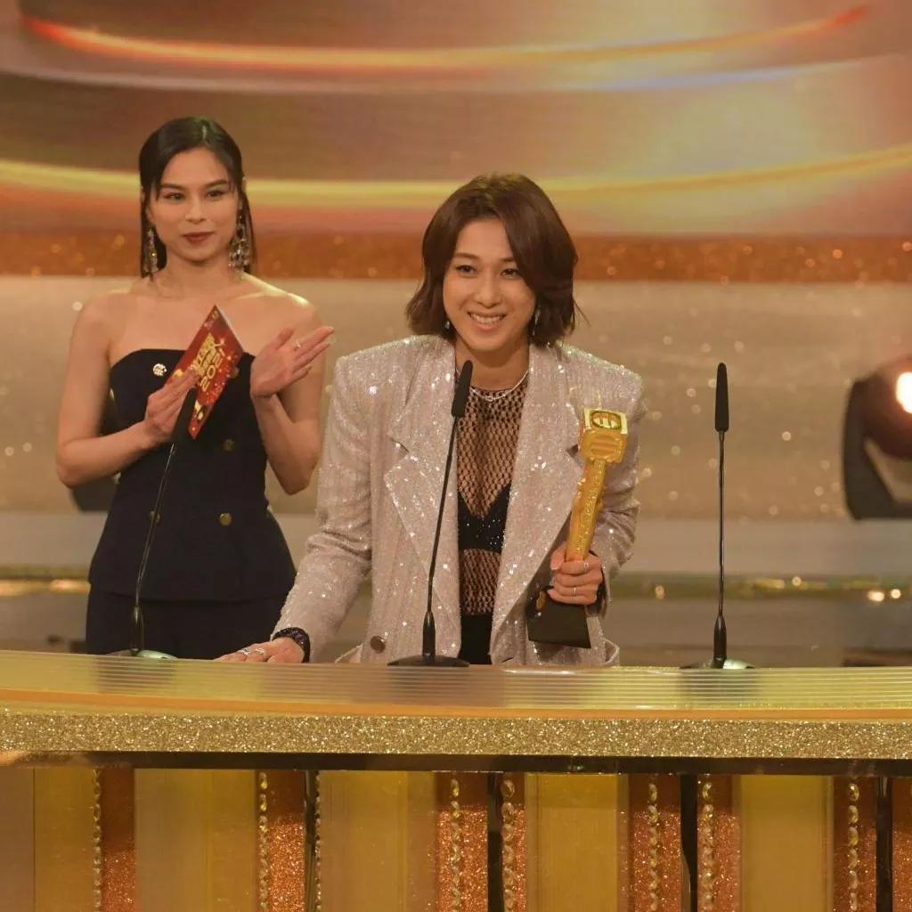 属于她们的时代结束了？谁说结了婚/生了子/离了婚就不配当女主抉