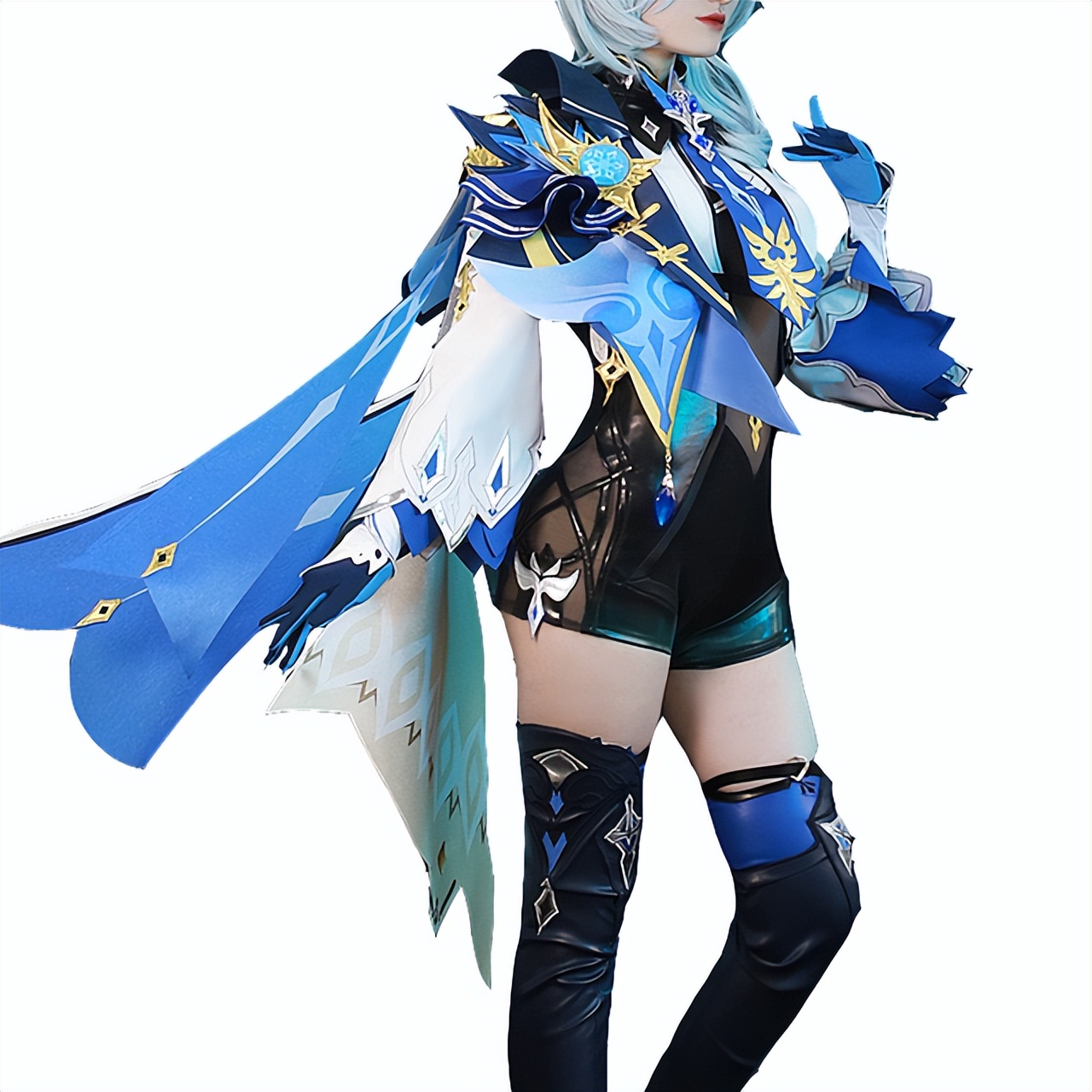 大长腿小姐姐COS《原神》优菈一角！网友：美奂美仑！-哪边嗨