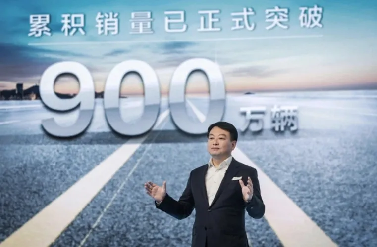 秀外慧中——依点小编体验一汽丰田凌放双擎版