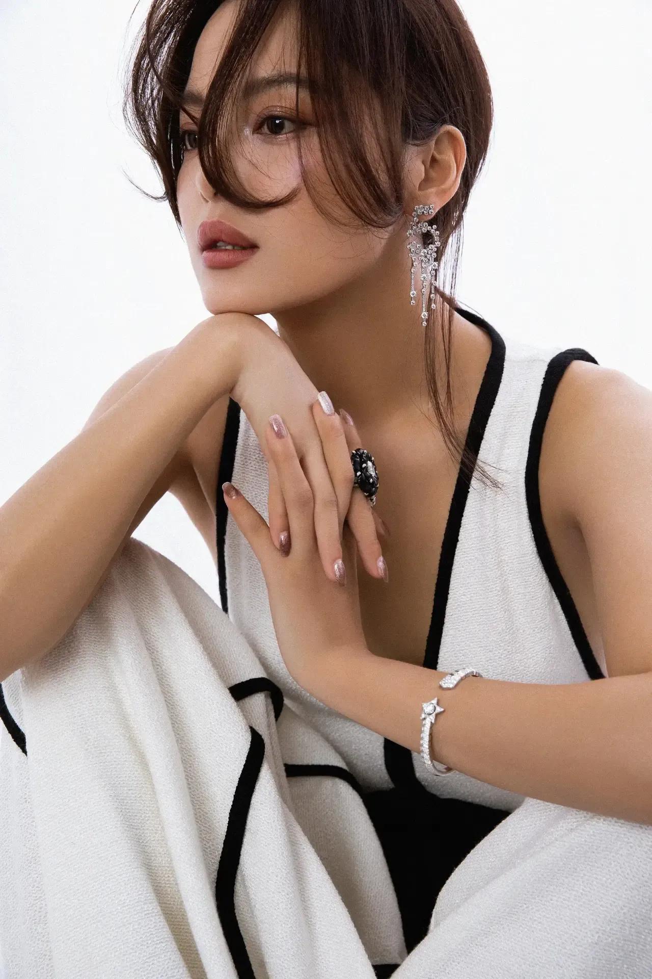 高圆圆、古力娜扎、蔡文静美图大赏，微微一笑很倾城