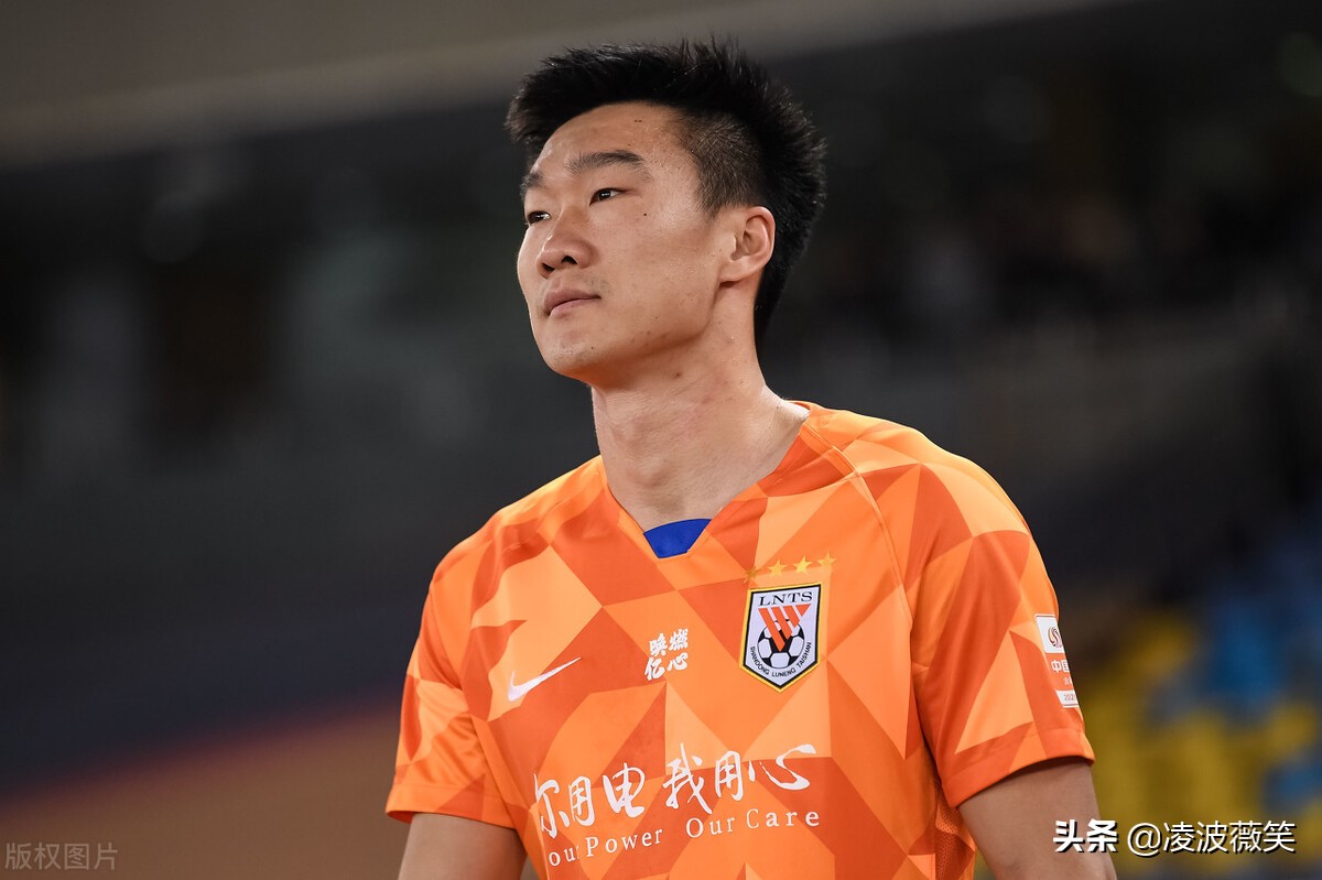 青岛海牛更换队徽(青岛海牛:郑龙回归,刘军帅助阵,主题公交车开到天泰