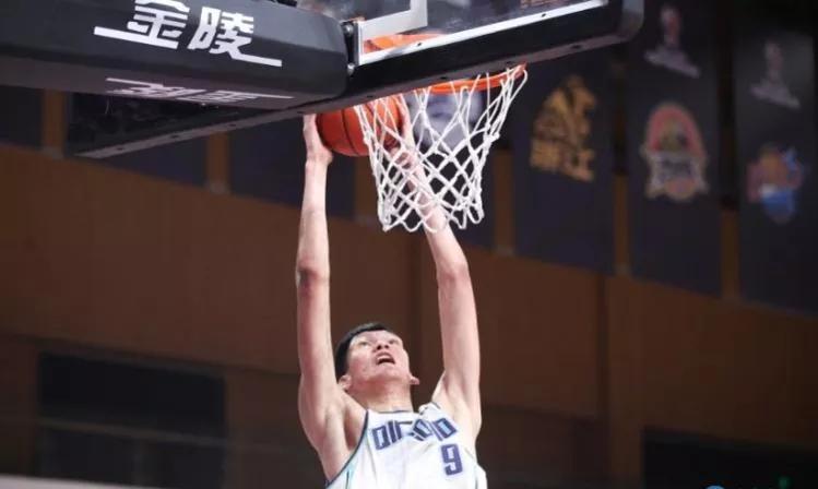 cba哪个新星最强（CBA下赛季青年球员十大高人！嘉豪最强，李禄瞳、徐昕潜力大）