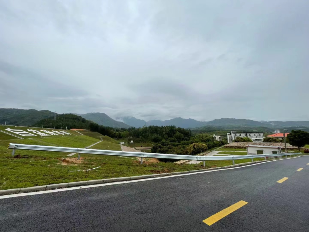 波形护栏有哪些独特优势？为何会被广泛应用