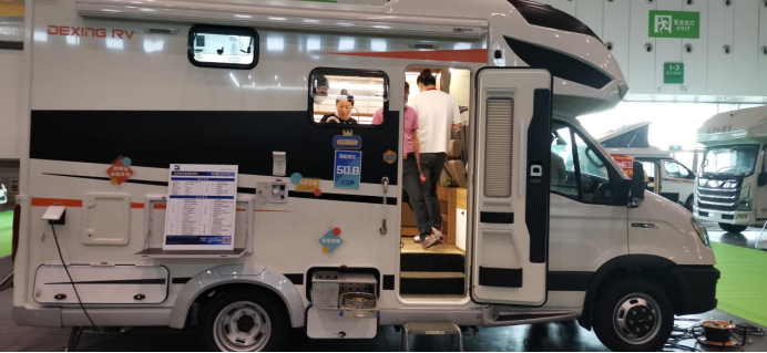 第四屆成都房車展精彩收官，依維柯房車大放異彩