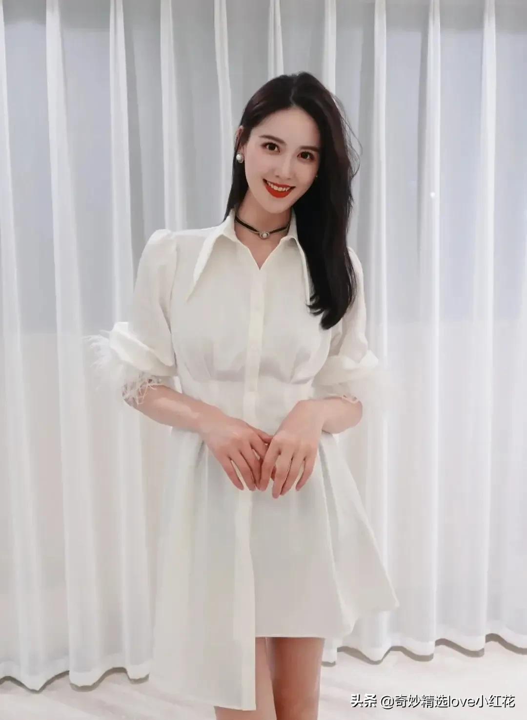 央视主持人李丹儿太美啦