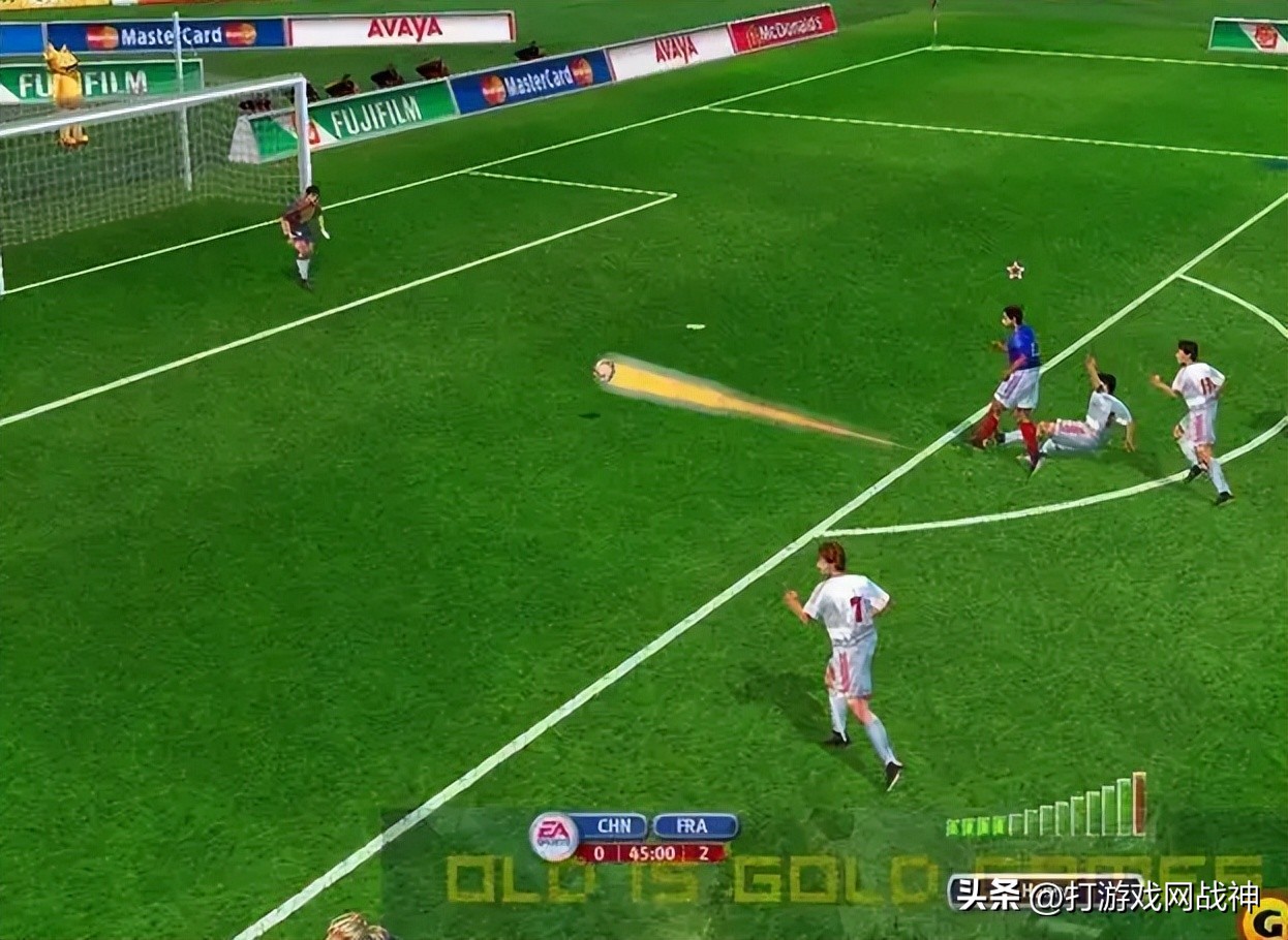 世界杯2002游戲正版（老游戲回憶錄：FIFA2002捧起大力神杯，中國隊奪冠了）