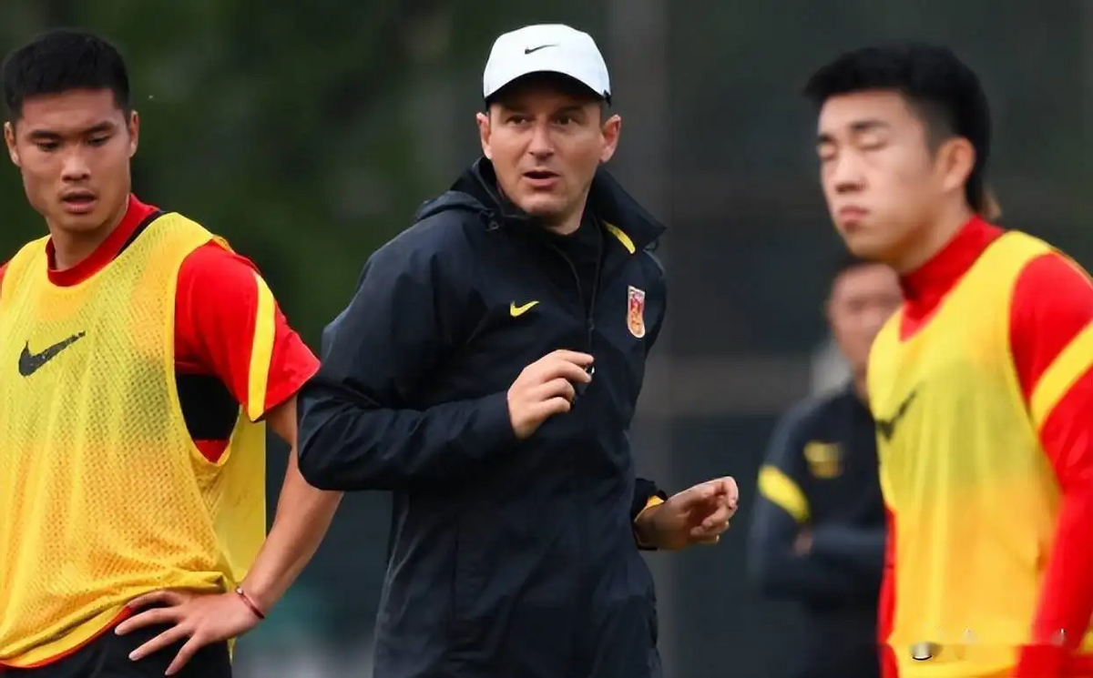 国足对韩国直播（CCTV5直播！国足决战亚洲第3，1-0=四杀韩国，宣告“恐韩症”终结）