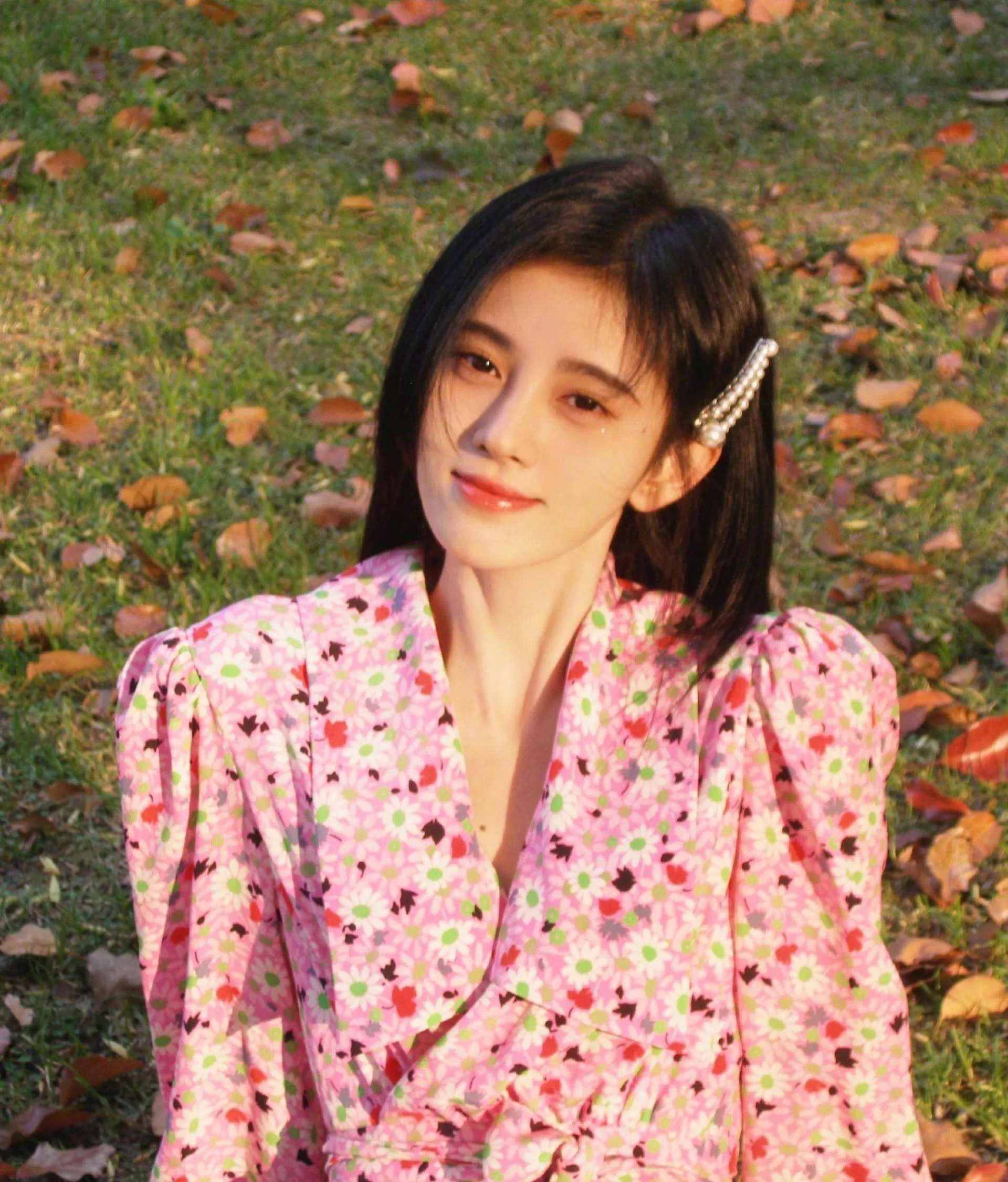 被嘲笑丫鬟脸，从网红到于正“亲女儿”，古偶小花白鹿出圈之路