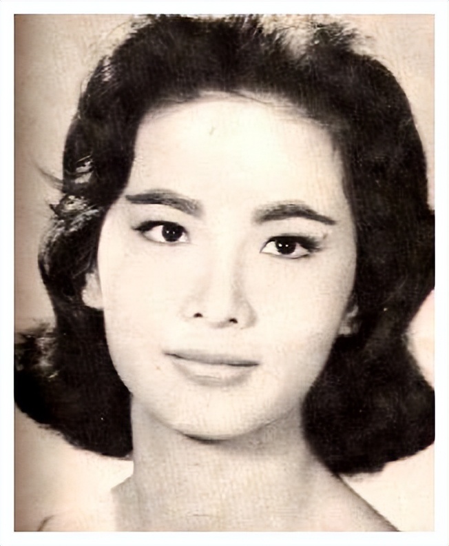 霍英东追不到，却转头嫁渣男，TVB大姐大汪明荃曾被她薅着头发打