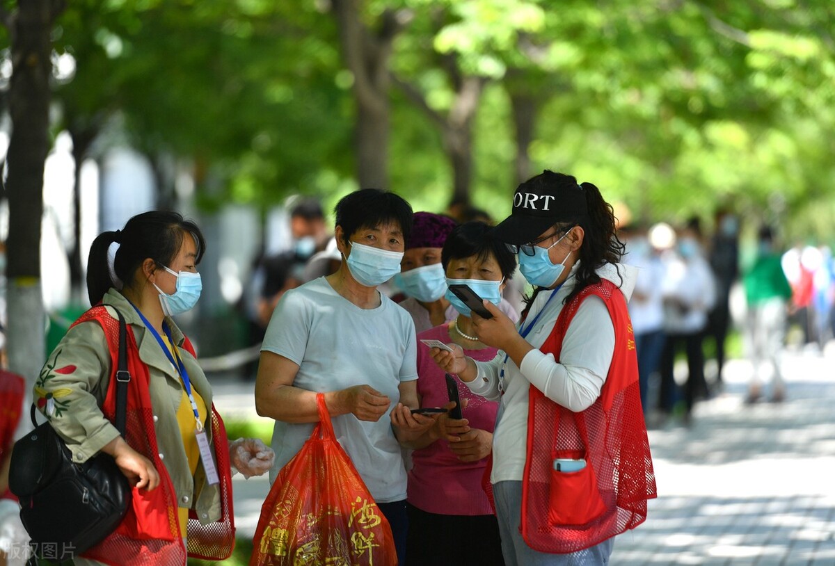 社区工作者岗位来了，重庆沙坪坝招400人，看看报名条件