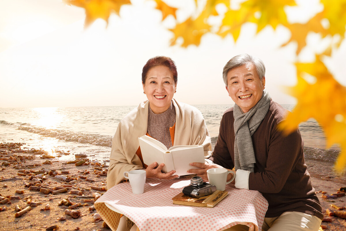對老年人影響最大的三種生活方式，快看看你身邊的老人也有嗎？