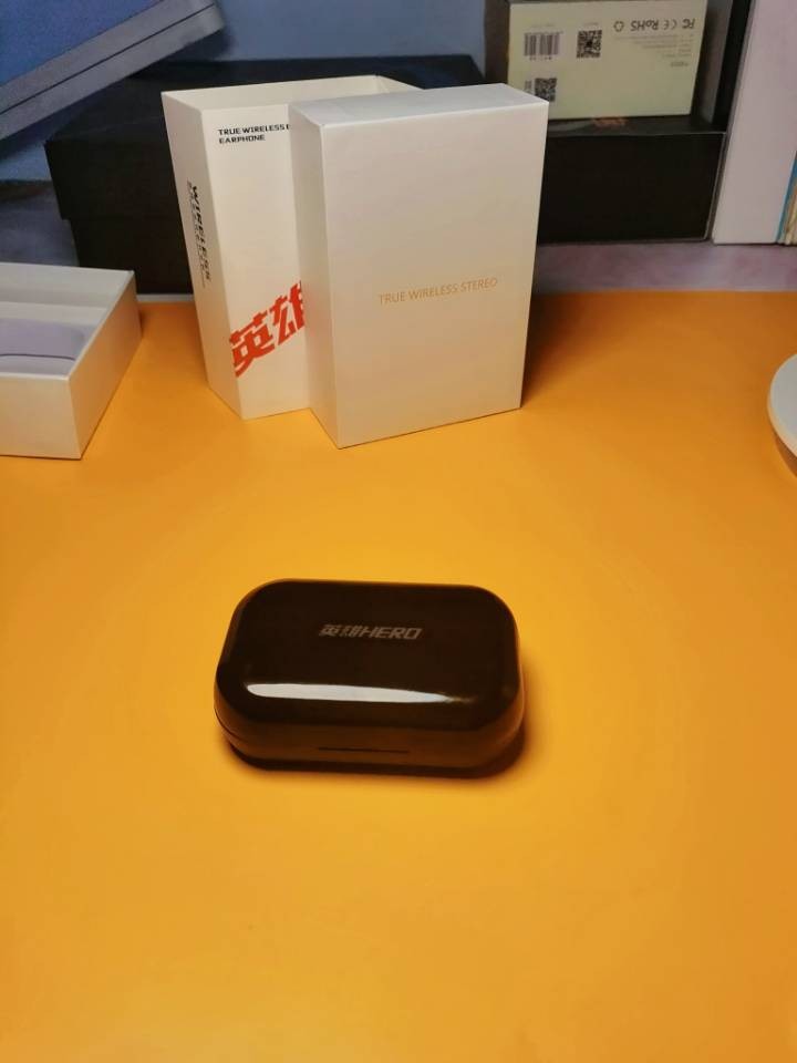 英雄HERO G1耳机上手实测，续航是真的顶