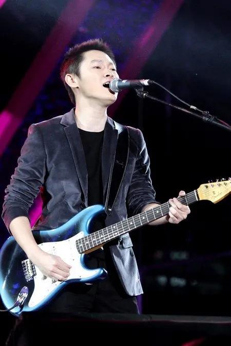 第一届好声音全国总冠军：梁博，现潜心做音乐