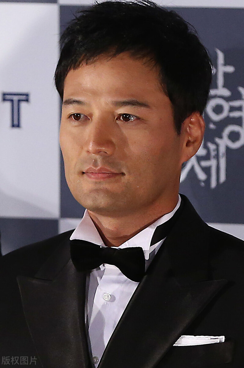 《家门的荣光》14年后主演现状,闪婚,自杀,还有人深陷丑闻?