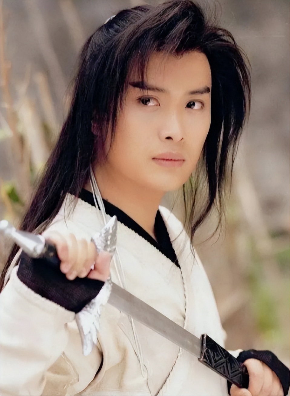 8个"中国式"美男子,个个浓眉大眼,阳刚硬朗