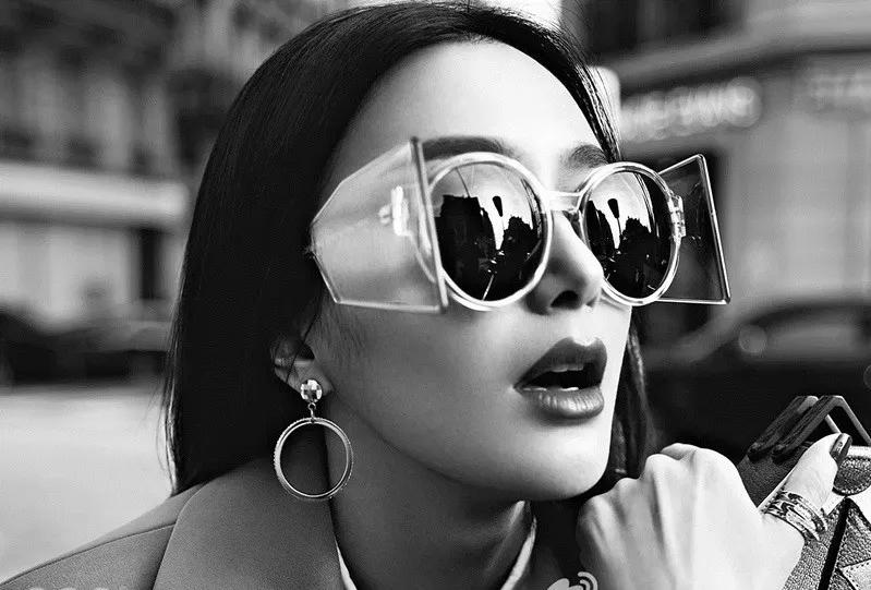 秦岚一滴泪，天上一颗星