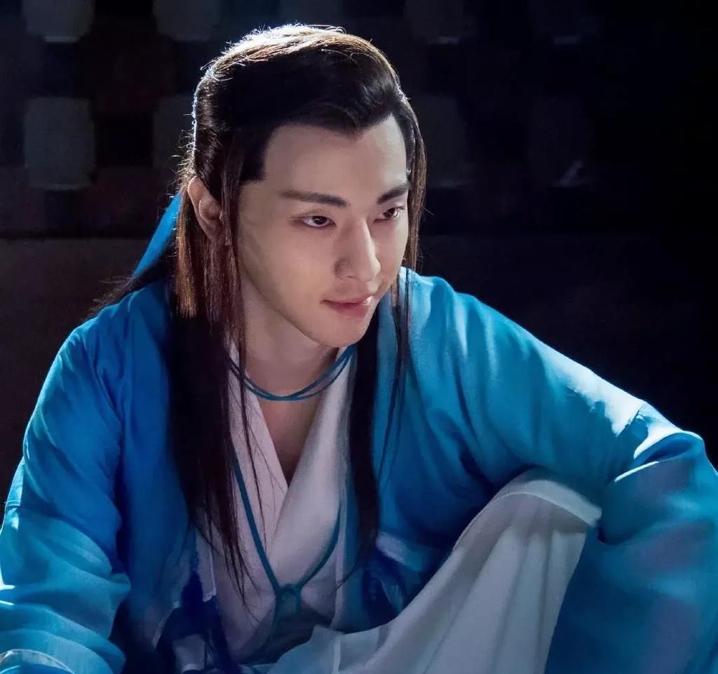 没有贵气别挑战蓝色,这6位蓝衣古装美男俊秀清雅,个个撩拨人心