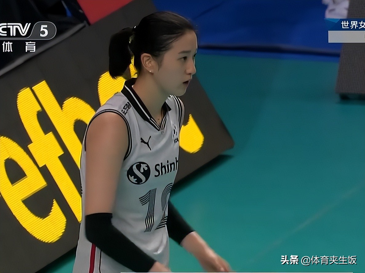 24即时比分(最新积分榜：中国队3-1艰难获胜，暂升第4！日本队受牵连又下跌)