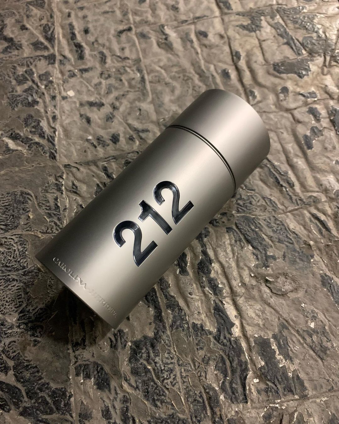 跨年約會噴這幾款香水，氛圍好到不想回家