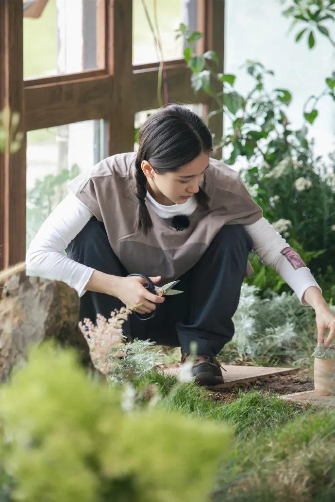 王子文与男友吴永恩平淡而惬意的田园生活！​​​