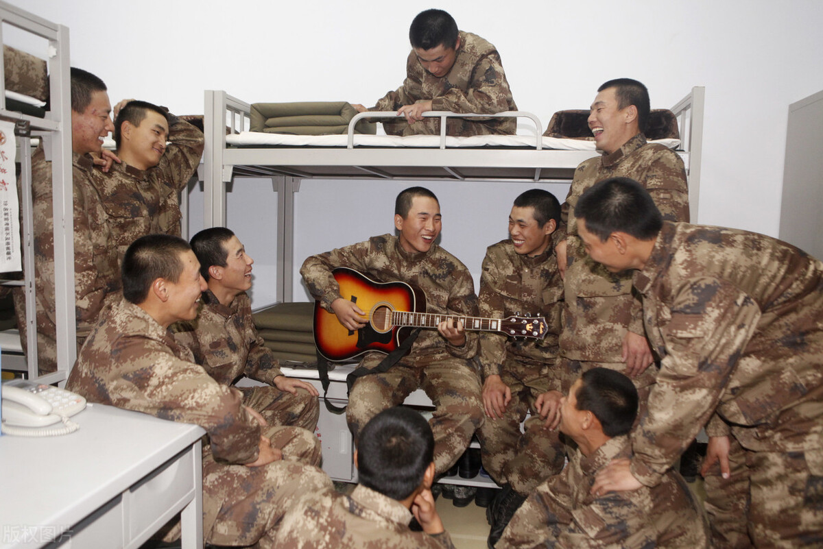 五年制大专，去部队当兵这个选择怎么样？这是很好的出路