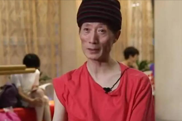 男版“杨丽萍”郭冷：对舞蹈的热爱近乎痴狂，46岁生活难以自理