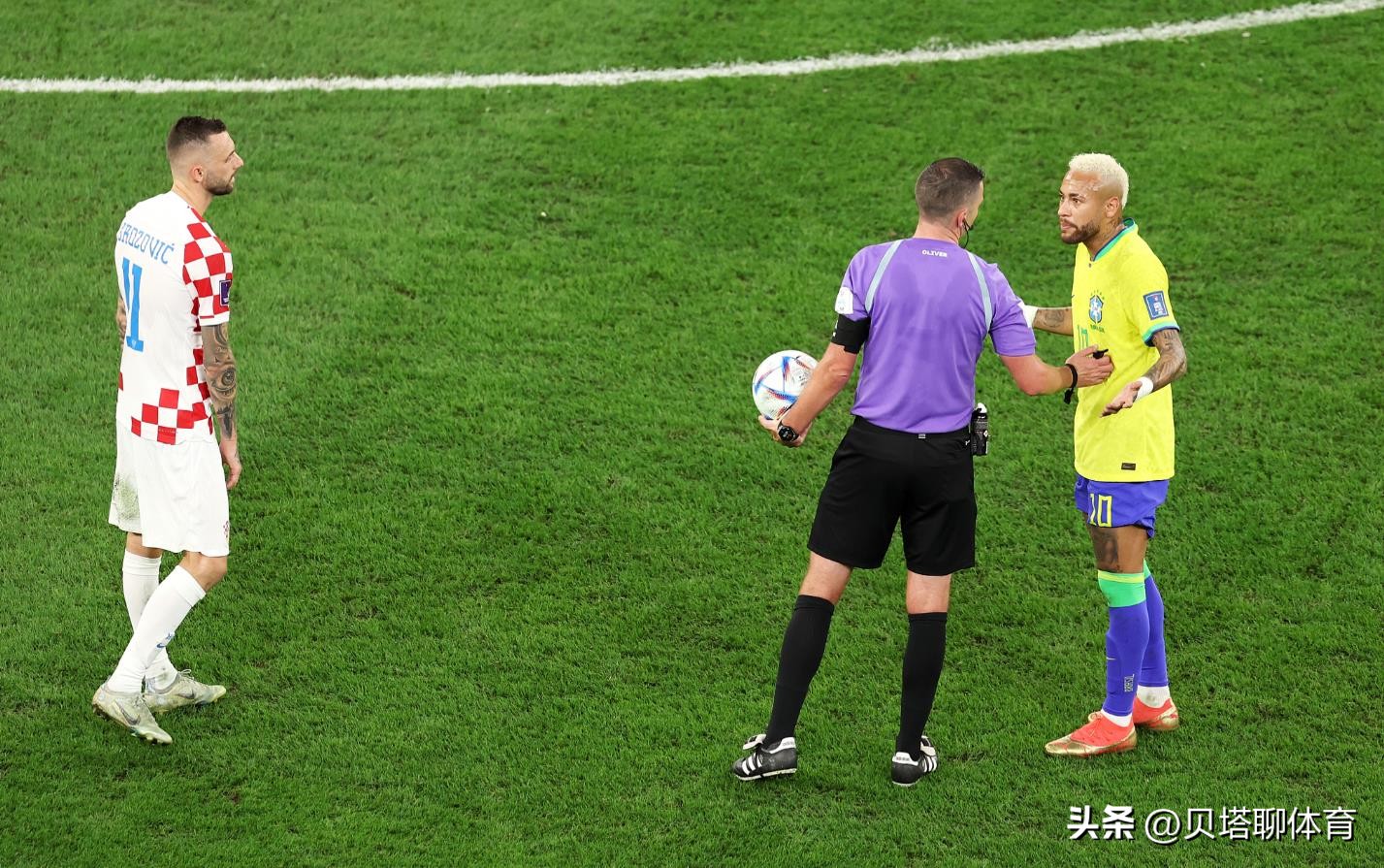 巴西对克罗地亚下半场（半场热议巴西0-0：这样踢太危险！克罗地亚有点4年前的样子了）-趣拿体育