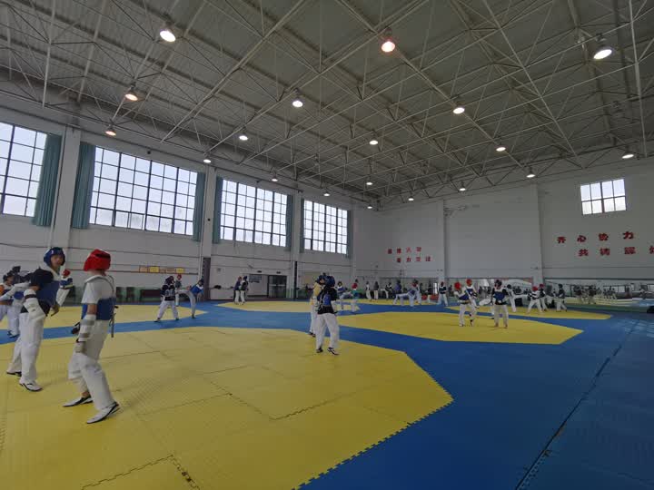 扬州运动健儿“封闭式”训练 积极备战第二十届省运会