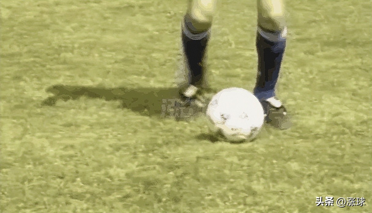 外国青训足球训练视频(「足球教练周刊」第7期：突破过人 附赠《法国克莱枫丹青训教程》)