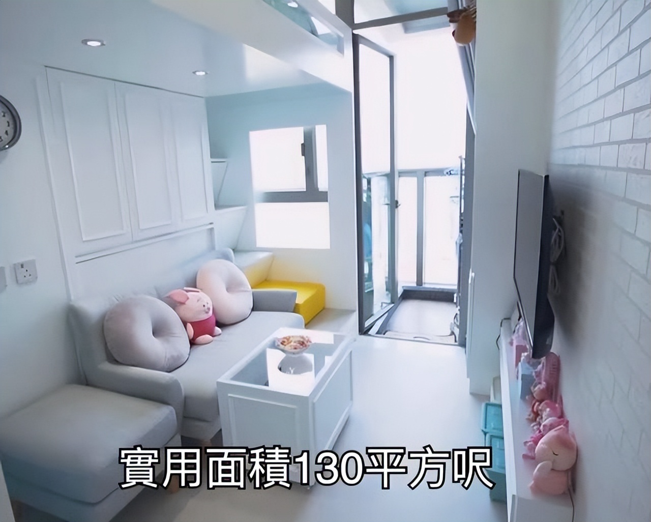香港90后夫妻，230万买下12㎡纳米楼，全屋应有尽有，网友：服了