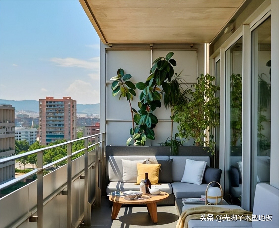 花5000块，把14㎡阳台变成一个小花园，小小的改变感受大大的幸福